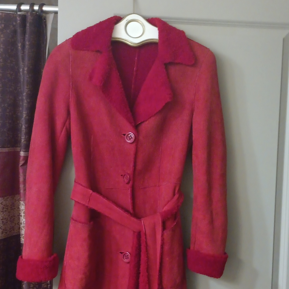 Moschino Red Women's Coat, pit2pit 16.5" Shoulder down lenth 39" Shoulder 25"wr